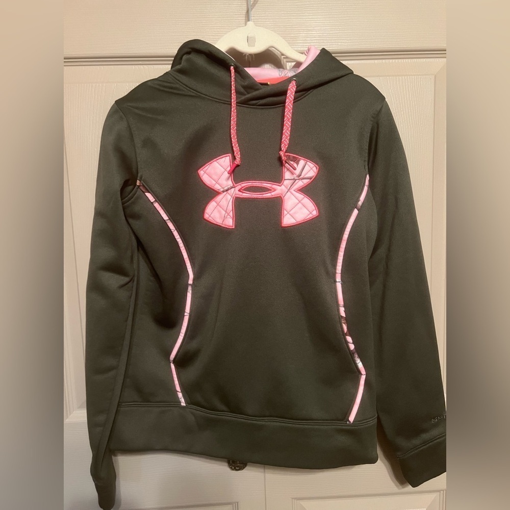 Under Armour Green and Pink Semi-Fitted Top